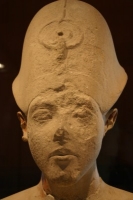 Rei Akhenaton e monoteismo